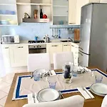 A Due Passi Dal Mare بيت للعطل فياريجيو