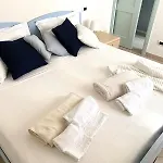 A Due Passi Dal Mare * فياريجيو
