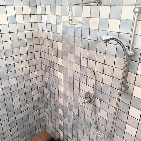 A Due Passi Dal Mare Viareggio