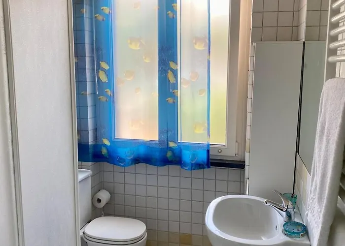 A Due Passi Dal Mare Viareggio